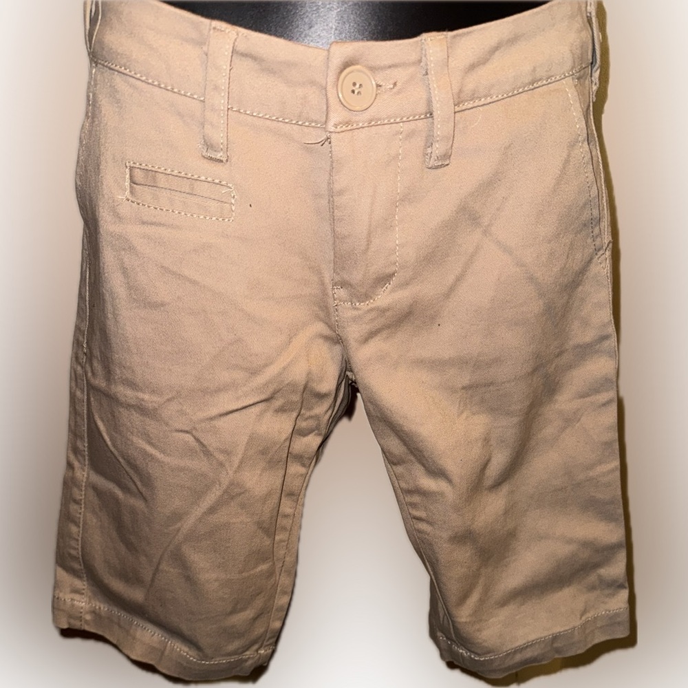 Women’s khaki color Bermuda business casual shorts